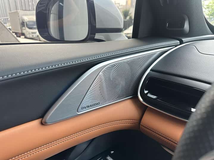 Фото 8 - XPeng G9