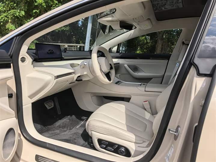 Фото 3 - Luxeed S7