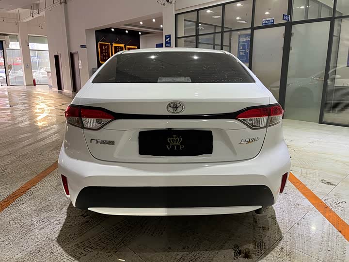 Фото 5 - Toyota Levin