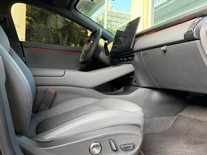 Фото 7 - XPeng F57