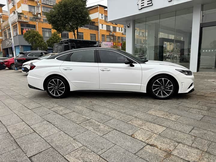Фото 4 - Hyundai Sonata N Line
