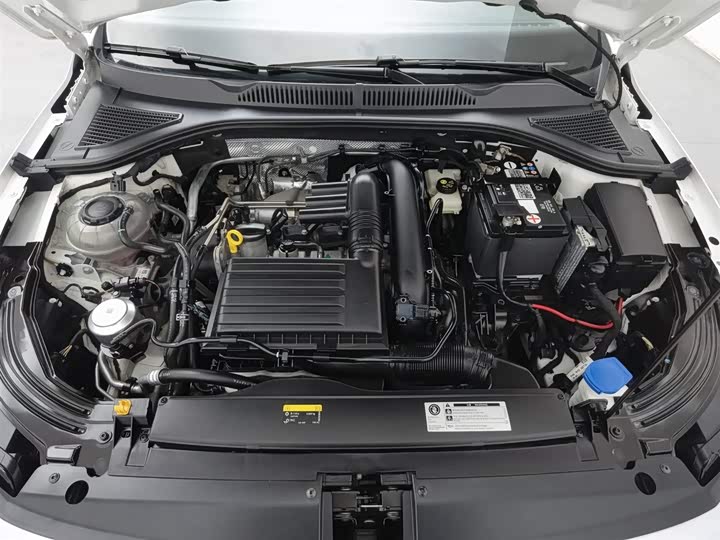 Фото 6 - Volkswagen Lavida