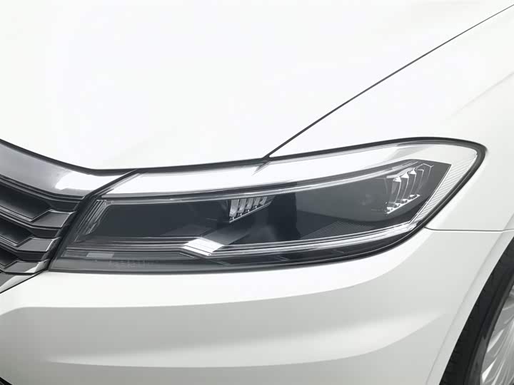 Фото 7 - Volkswagen Lavida