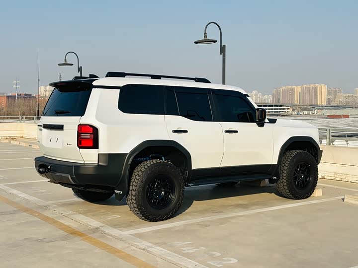 Фото 4 - Toyota Prado