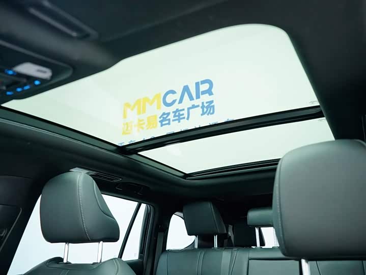 Фото 7 - Toyota Crown Kluger