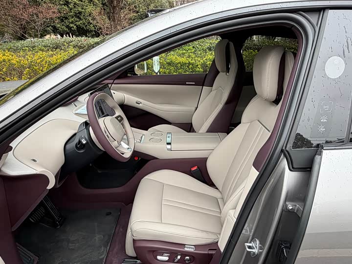 Фото 8 - Xiaomi YU7