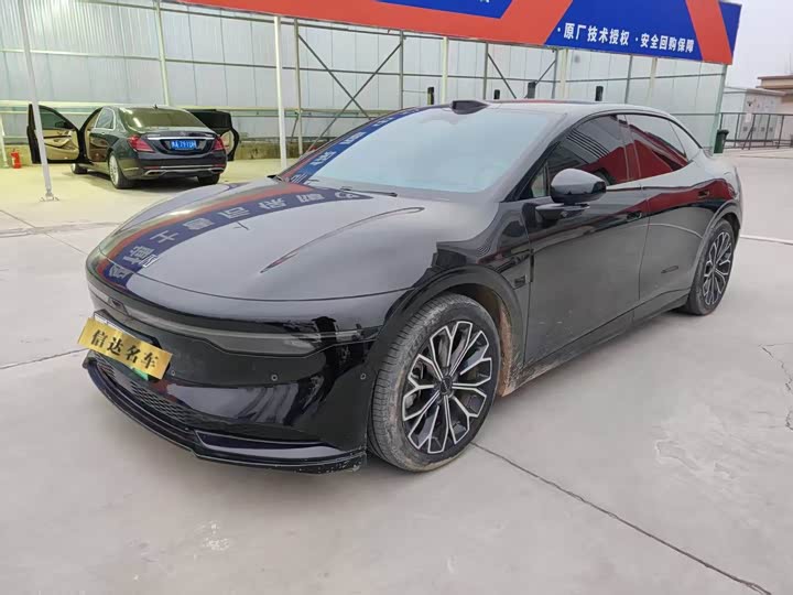 Фото 1 - Zeekr 007