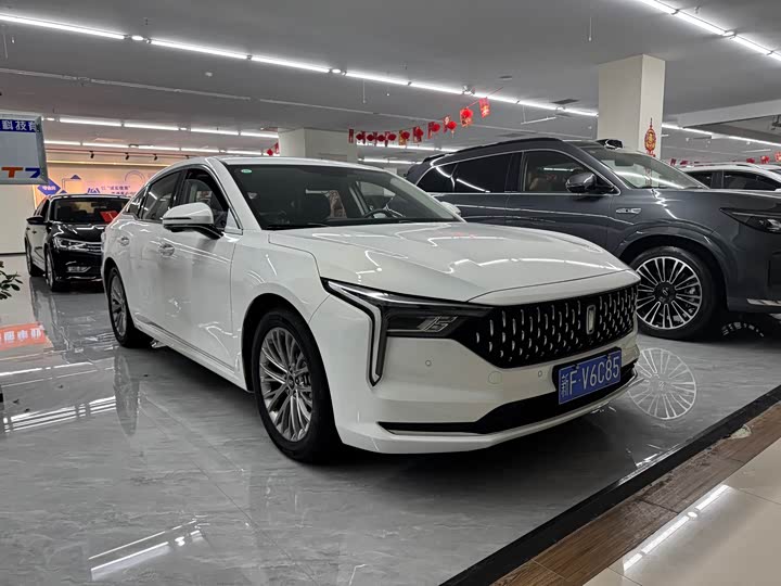 Фото 3 - Bestune B70