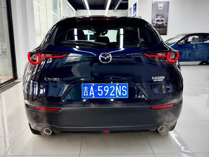Фото 5 - Mazda CX-30
