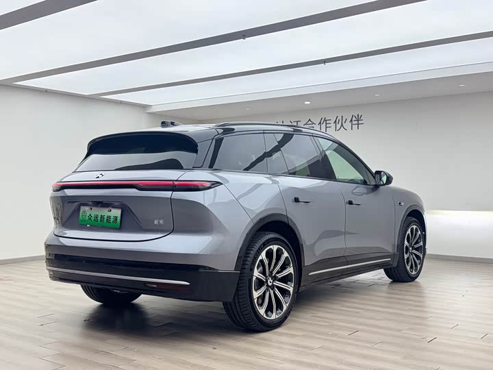 Фото 4 - Nio ES6