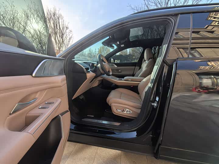 Фото 4 - XPeng G9