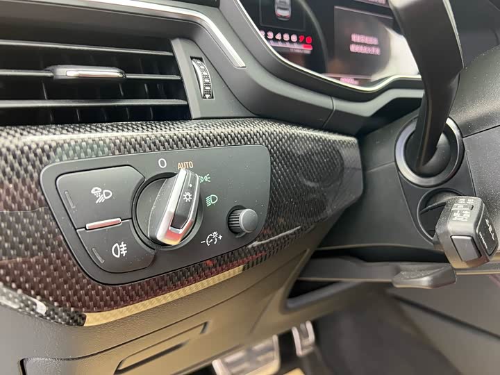 Фото 7 - Audi S4