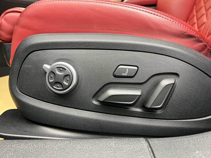 Фото 8 - Audi S4