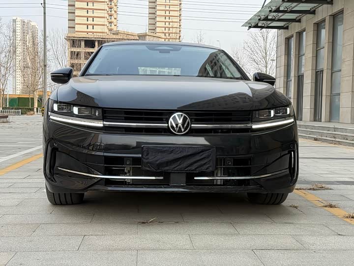Фото 2 - Volkswagen Magotan