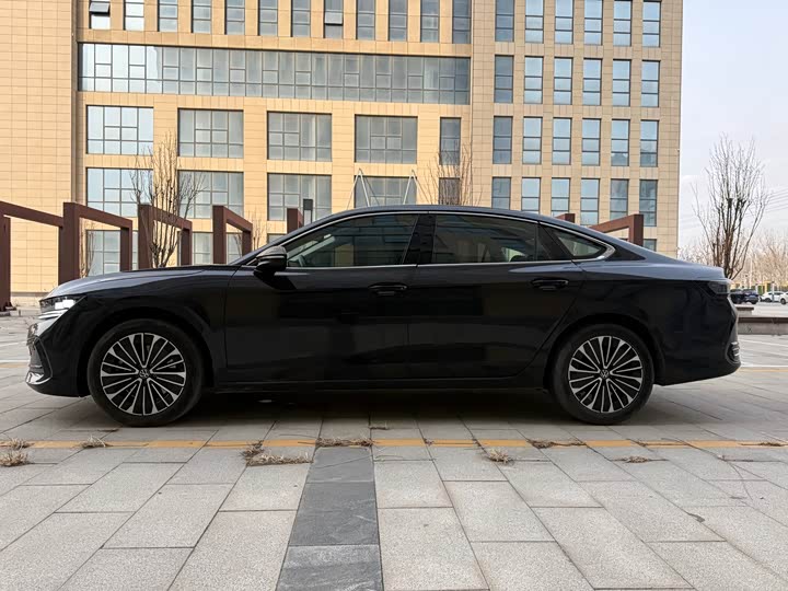 Фото 4 - Volkswagen Magotan