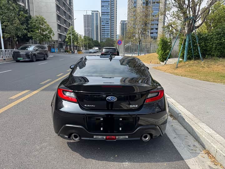 Фото 5 - Subaru BRZ