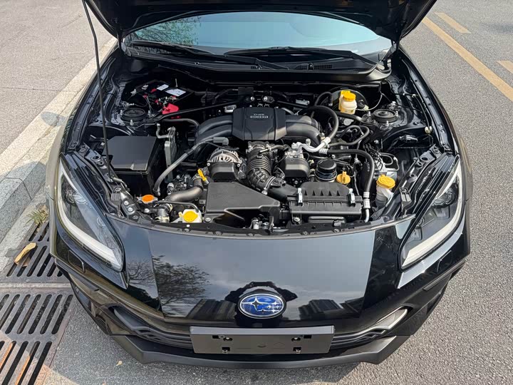 Фото 9 - Subaru BRZ