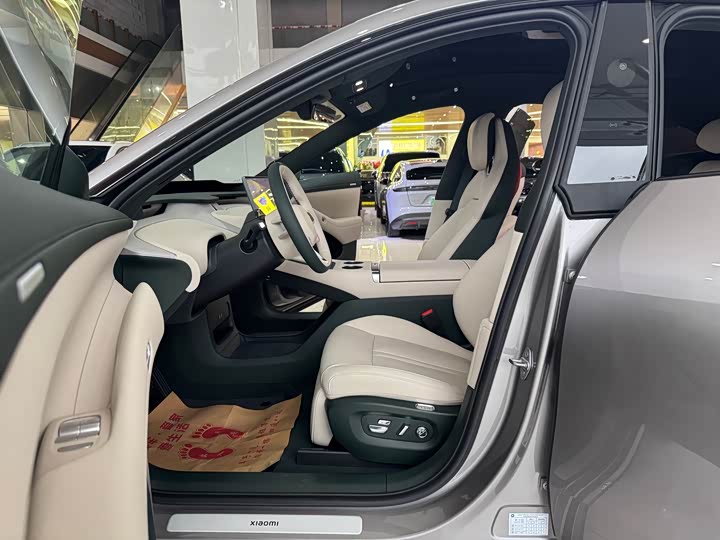 Фото 4 - Xiaomi YU7