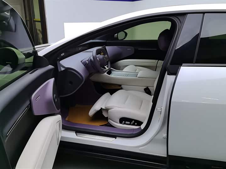 Фото 9 - Avatr 12