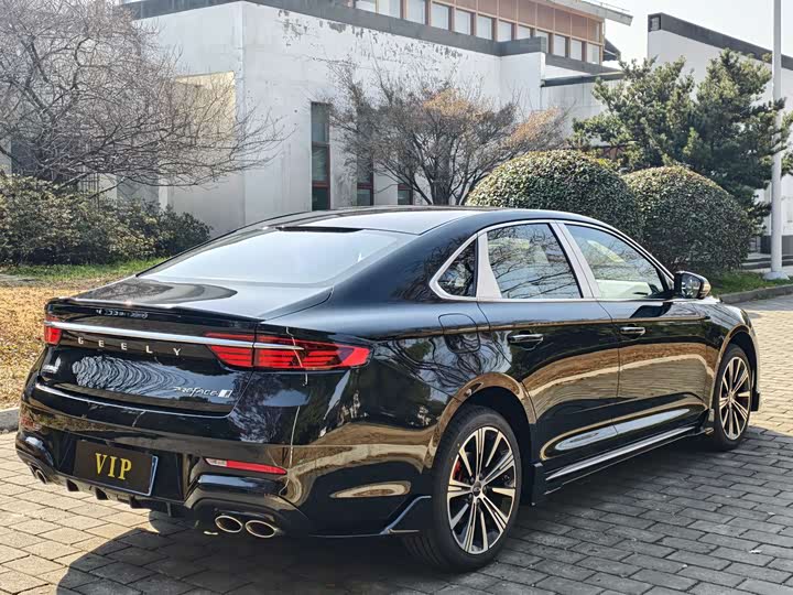 Фото 7 - Geely Preface