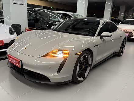 Photo 1 - Porsche Taycan