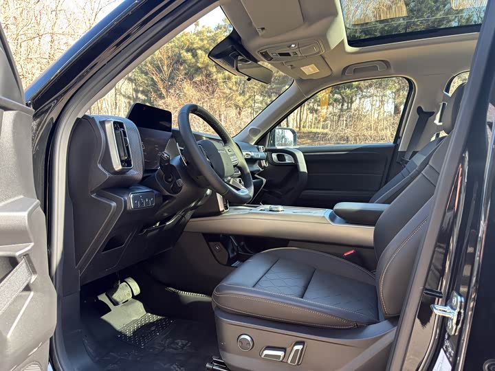 Фото 8 - Haval Dargo