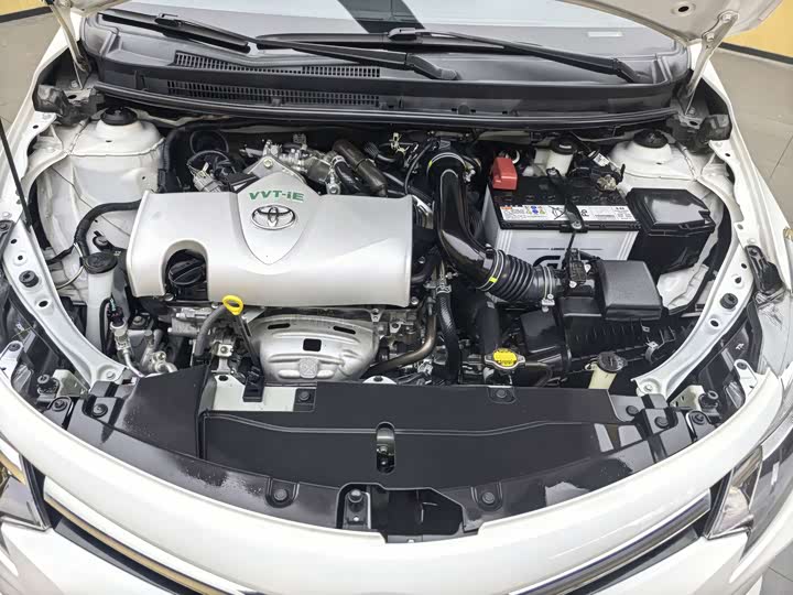 Фото 8 - Toyota Vios