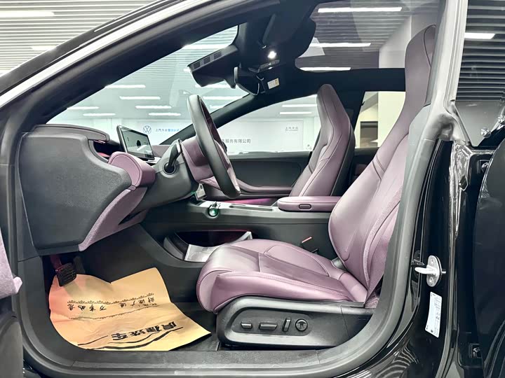 Фото 7 - Nio ET5