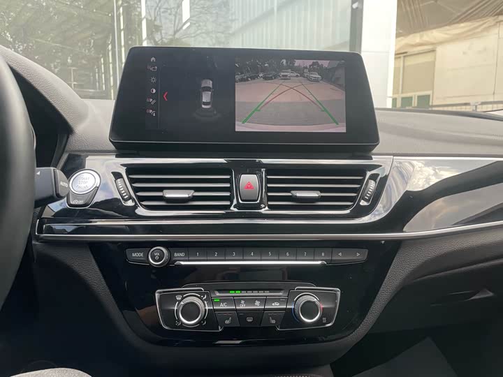 Фото 9 - BMW 1 Series