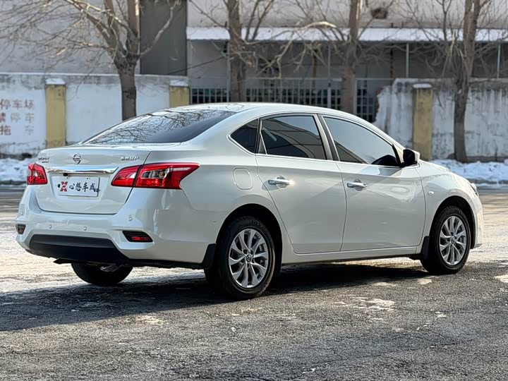 Фото 9 - Nissan Sylphy