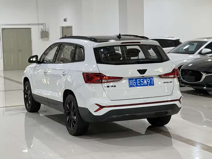 Фото 9 - Jetta VS7