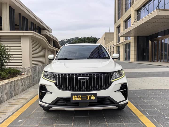 Фото 3 - Geely Vision X6