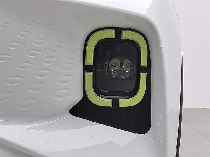 Фото 7 - Geely Geometry E Firefly