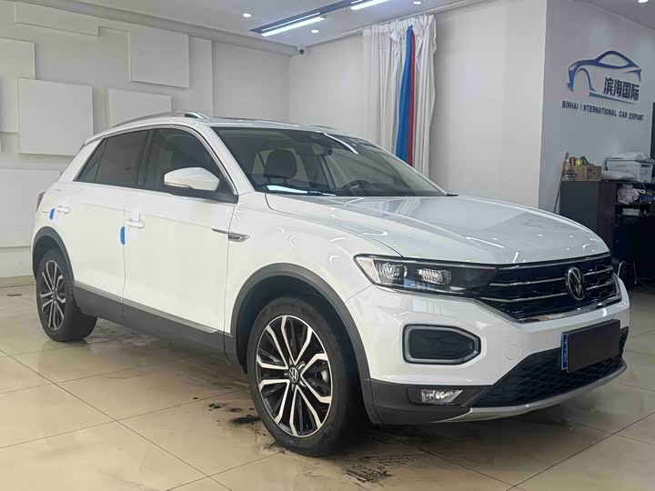 Фото 3 - Volkswagen T-Roc