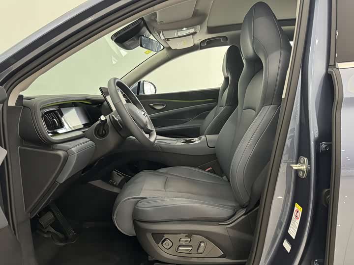 Photo 4 - BYD Sea Lion 07 DM-i Hybrid