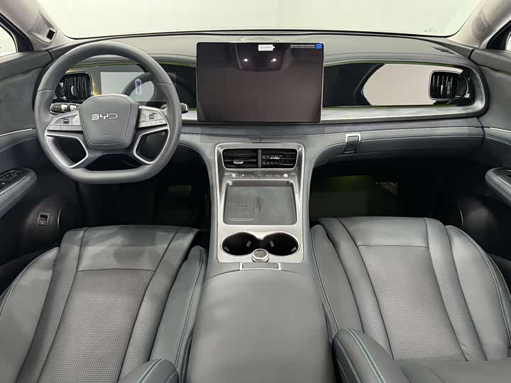 Photo 8 - BYD Sea Lion 07 DM-i Hybrid