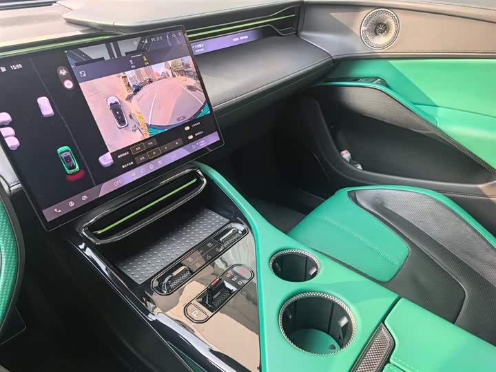 Фото 7 - Lotus Eletre