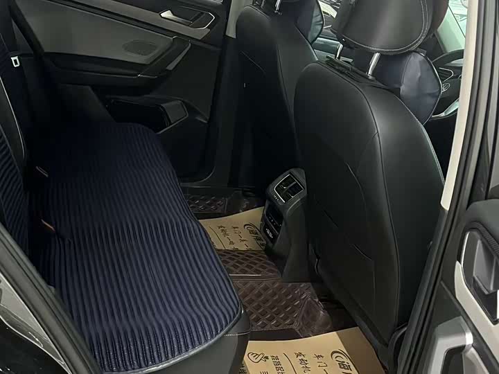 Фото 8 - Volkswagen Tayron