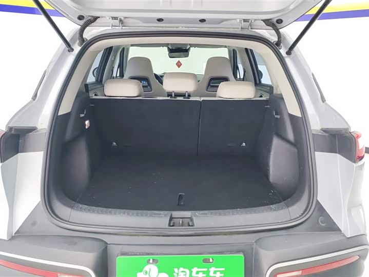 Фото 4 - BYD Yuan Up