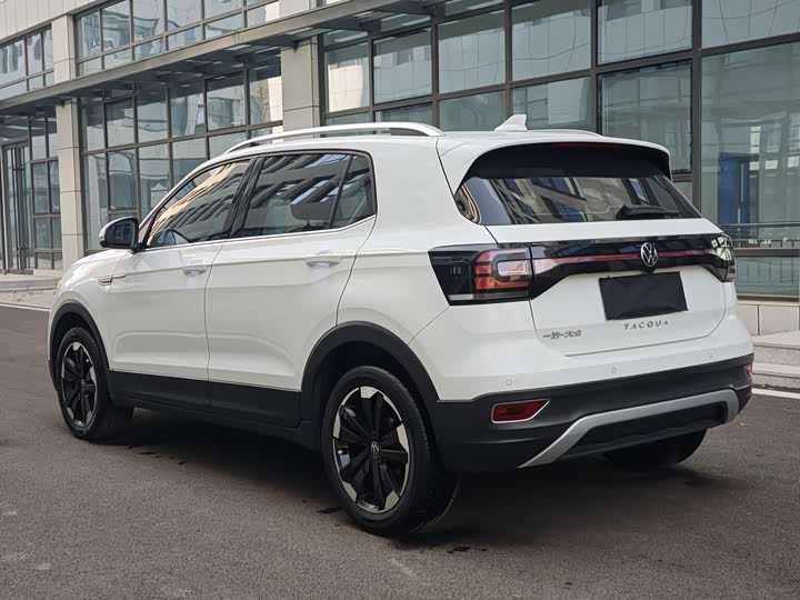 Фото 6 - Volkswagen Tacqua