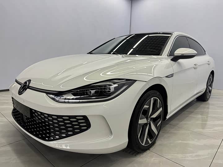 Фото 1 - Volkswagen Lamando L