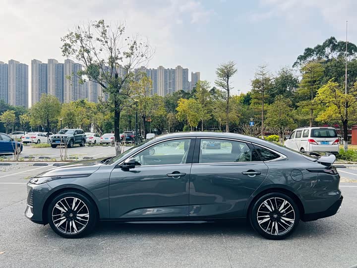 Фото 7 - Changan Eado Plus