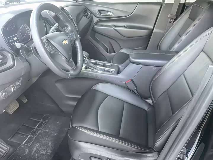 Фото 6 - Chevrolet Equinox