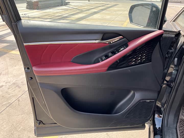 Фото 6 - GAC Trumpchi E9