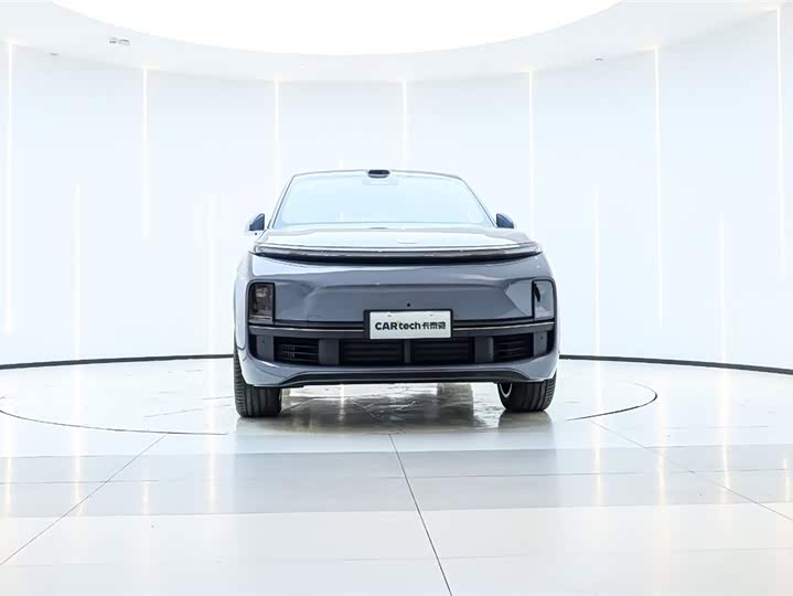 Фото 1 - LiXiang L8