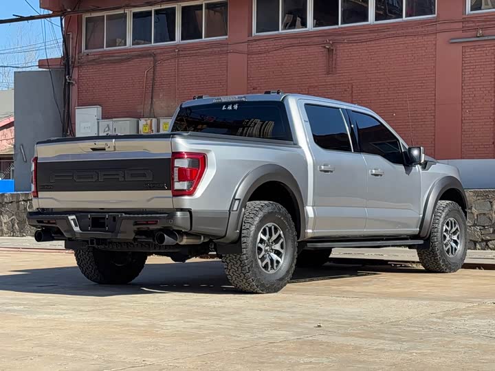 Фото 7 - Ford F-150 Raptor