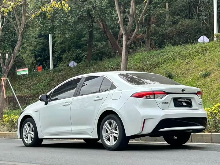 Фото 4 - Toyota Levin