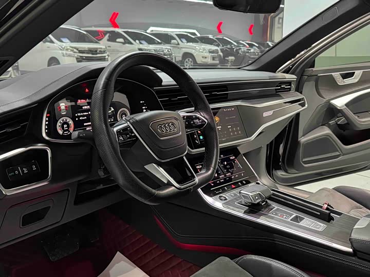 Фото 6 - Audi A6L