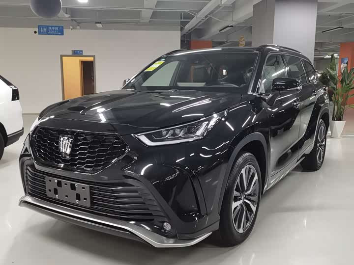 Фото 1 - Toyota Crown Kluger