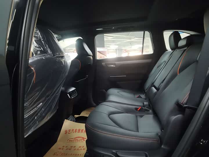 Фото 7 - Toyota Crown Kluger